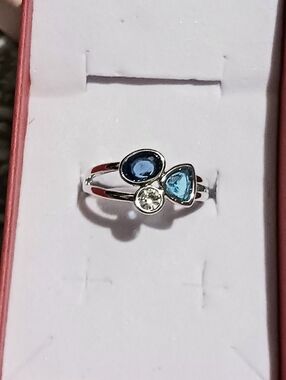 Silver Ring with Blue and Light Blue Gemstones - Elegant Women's Jewelry